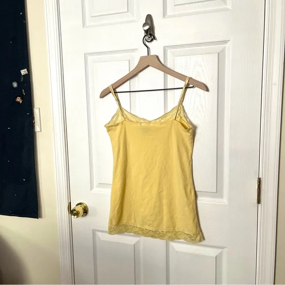 ✧・゚y2k yellow lace cami - Picture 4 of 5
